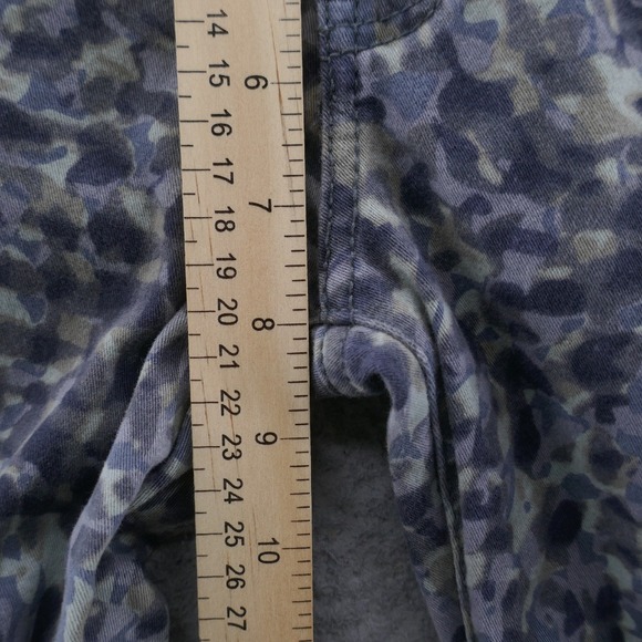 CAbi Womens Modern Camo Skinny Jeans Size 4 Gray‎ 5 Pocket Low Rise Jegging - Picture 8 of 13